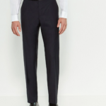 Linen Suits: Breathable, Light and Stylish for Warm Weather